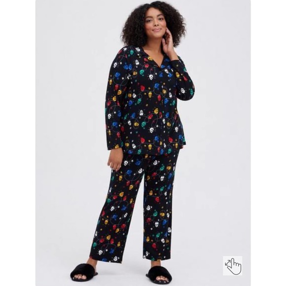 Torrid Super Soft Skull Holiday Lights Lounge Wear Set - Black - Size: 2X - Picture 2 of 16